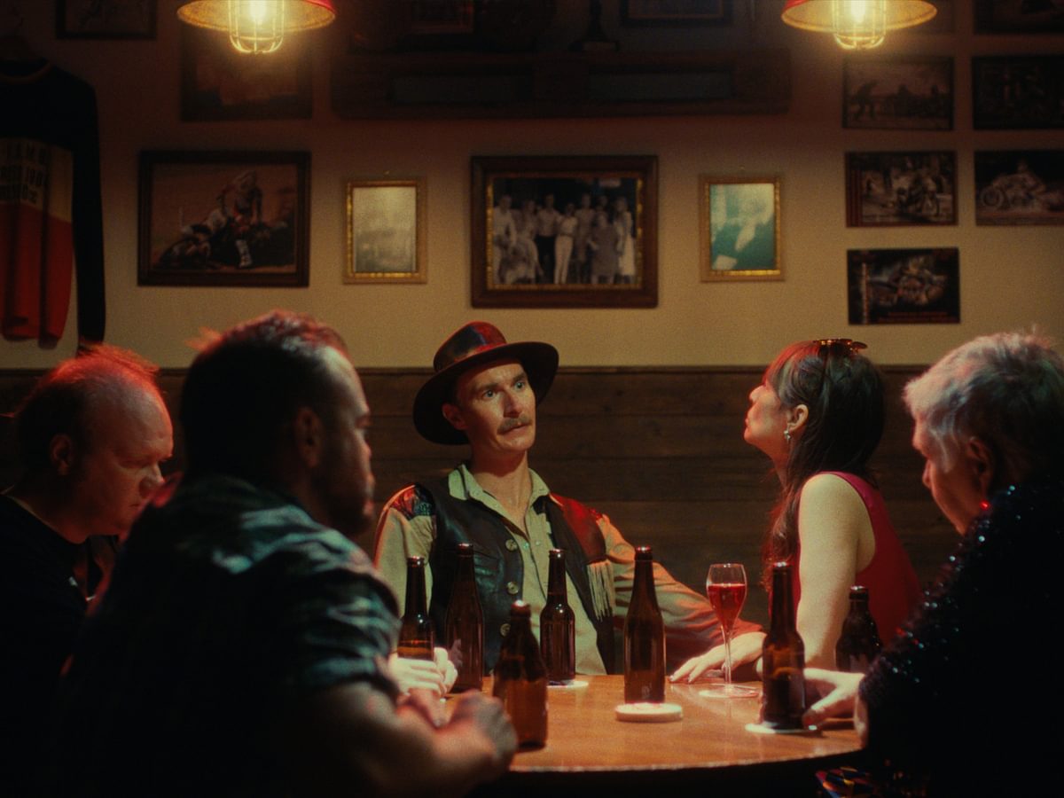 Still1 Arme Jongen Zo Ver Van Huis Jonas Hollevoet