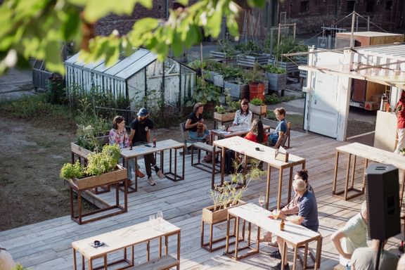 Volgens Fien mag je deze 5 zomerbars niet missen!