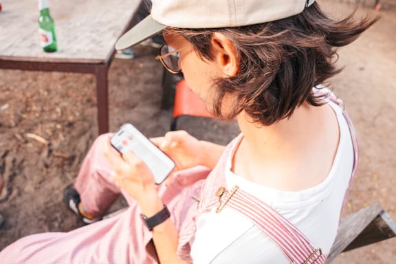 JONG VOLK PRESENTEERT: MEDIATEAM JV.FT. & JV_IRL